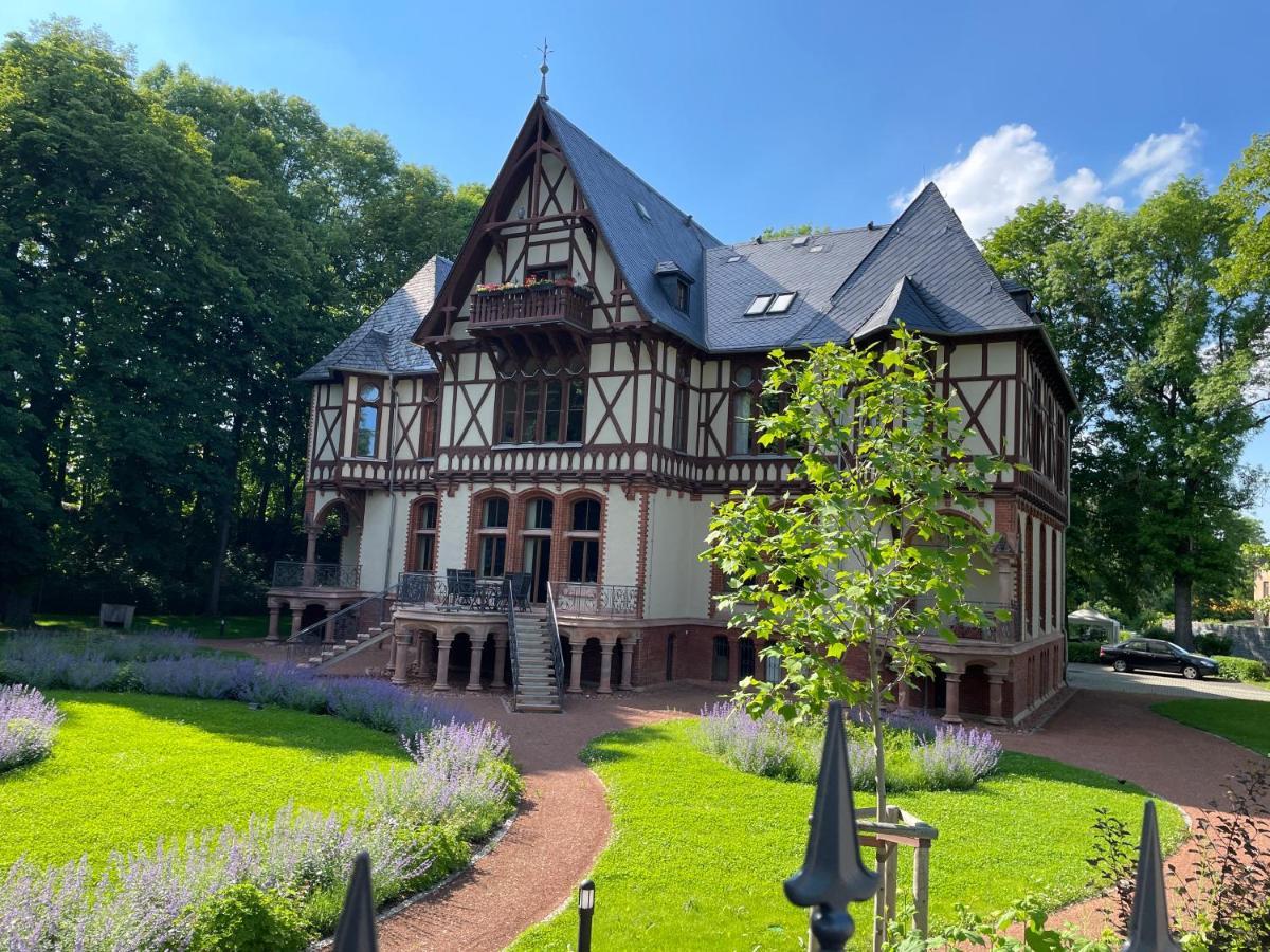 "Glueck Auf" Lichtdurchflutete Schicke Ferienwohnung In Zwickau Exterior photo